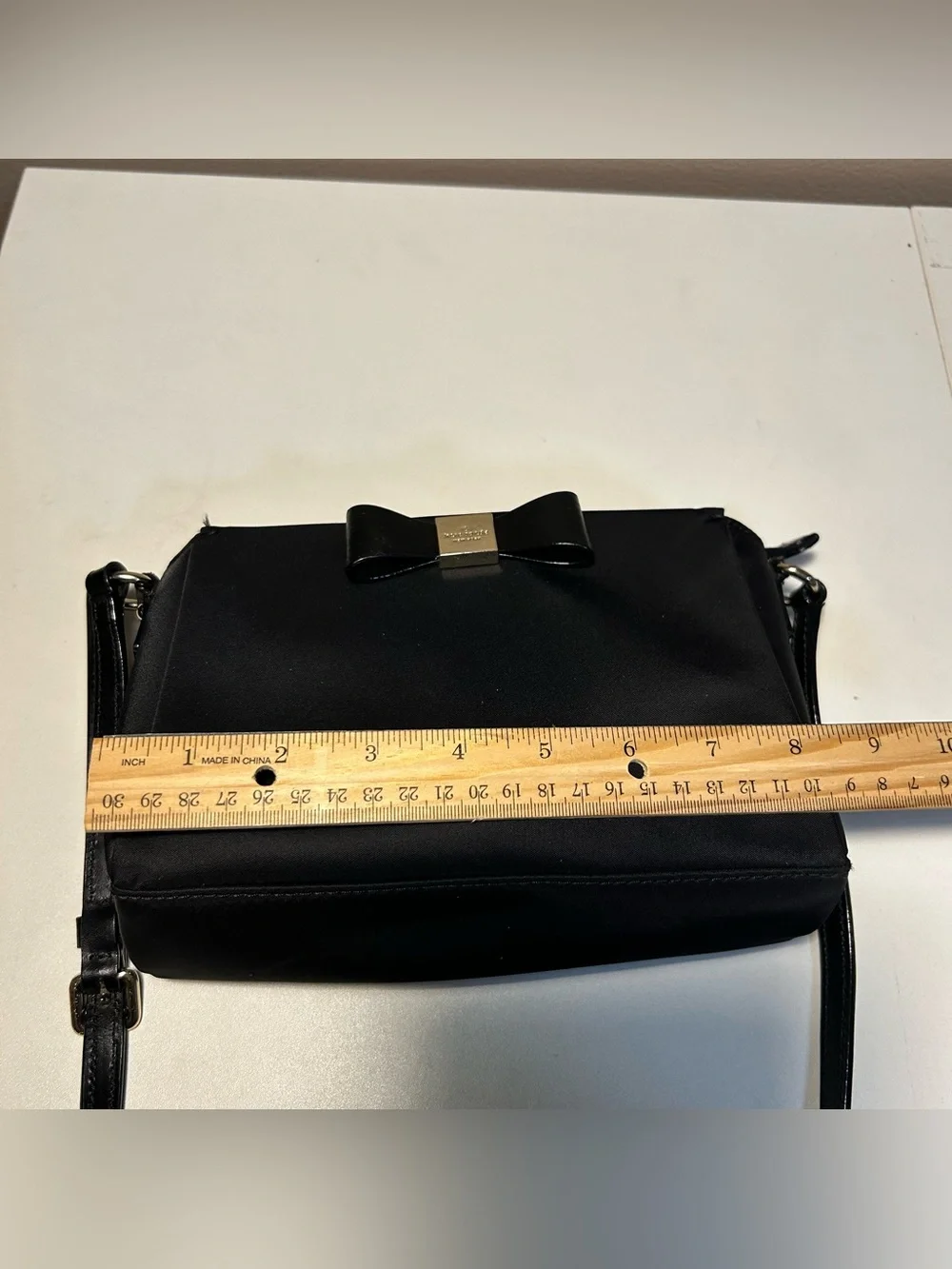 Kate Spade Black Nylon Crossbody Shoulder Bag Bow Detail Classic Leather Strap